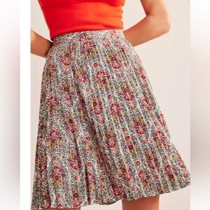Boden Floral Pleated Midi Skirt - Red, Green & Yellow